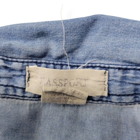 Passport Top Size Large Long Sleeve Button Down Shirt Light Denim Chambray Shirt - Picture 5 of 5